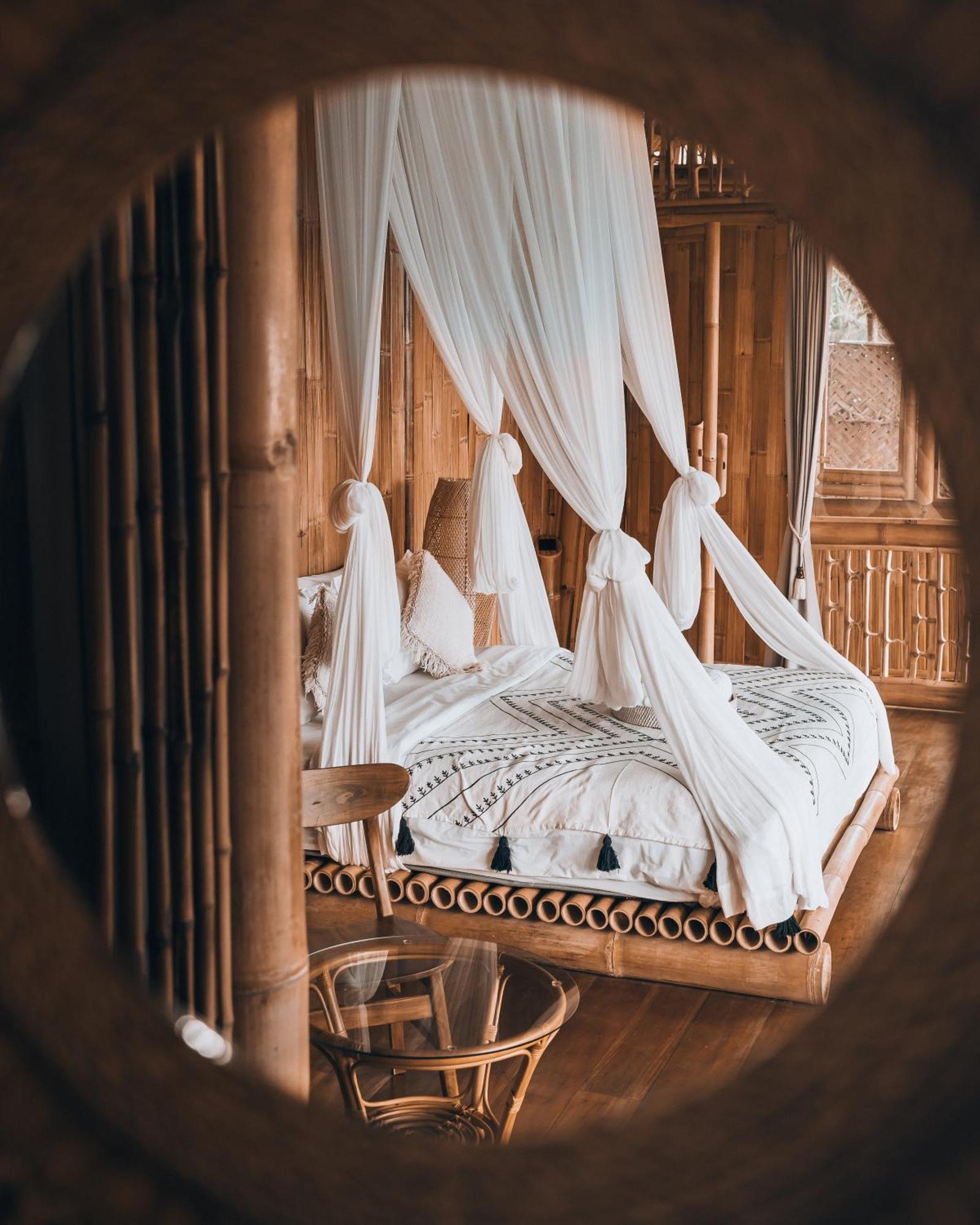 Makerti Bali~Bamboo House Villa Selat ภายนอก รูปภาพ