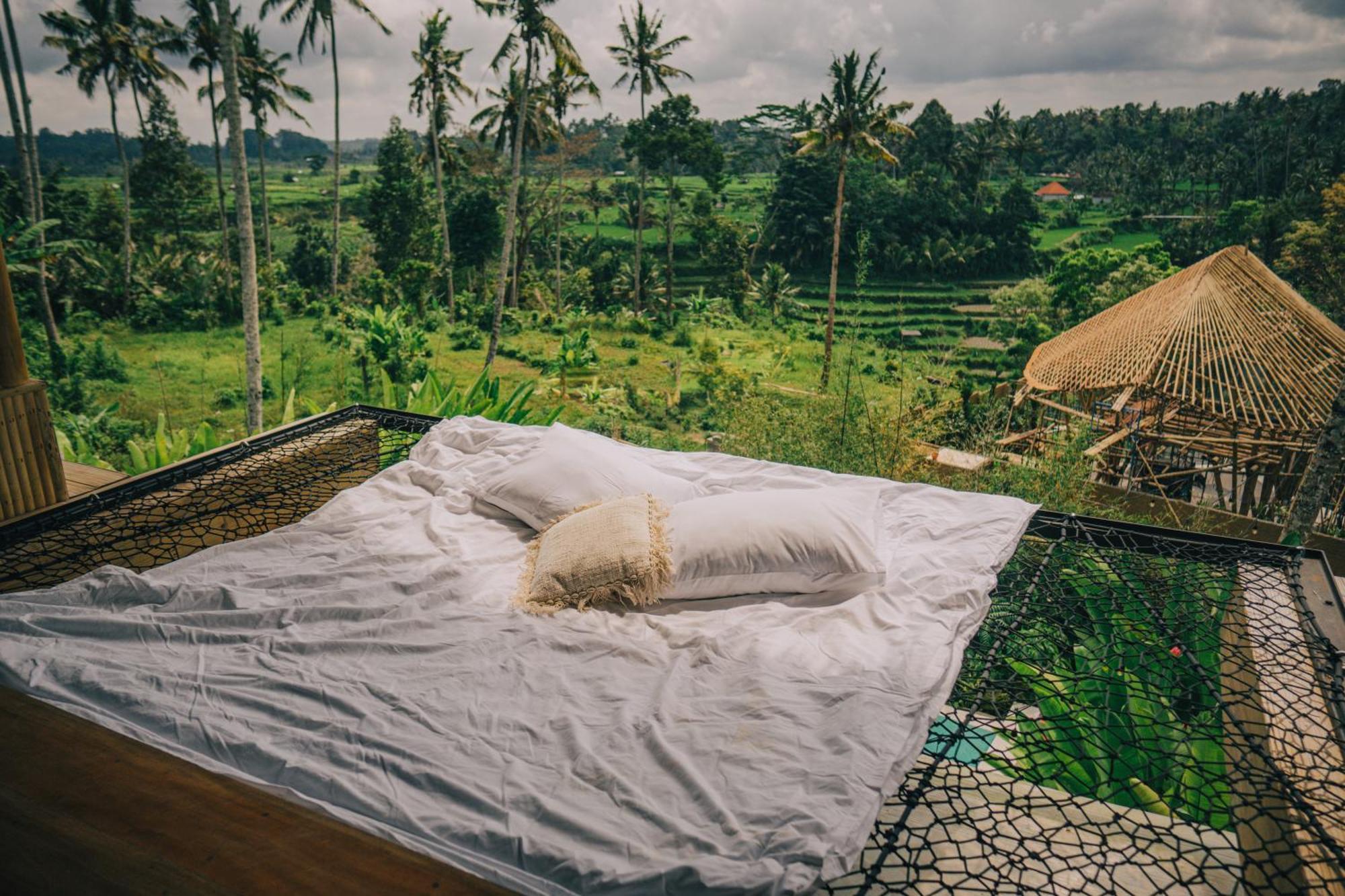 Makerti Bali~Bamboo House Villa Selat ภายนอก รูปภาพ
